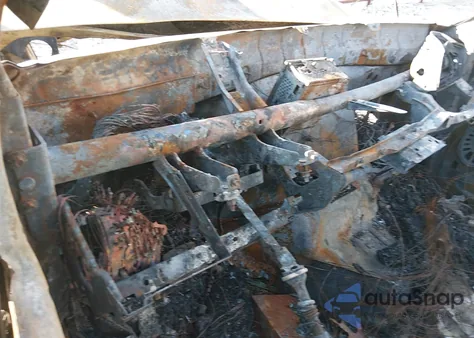 2000 Ford Excursion Limited from USA, damaged, VIN 1FMNU43S4YED54757